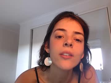bella bloom1
