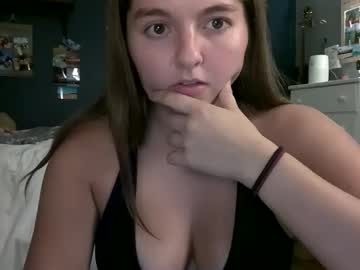 brunettebaby040