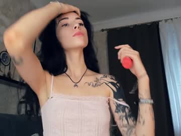 darklycurious