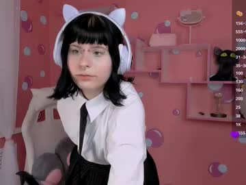 molly kis 