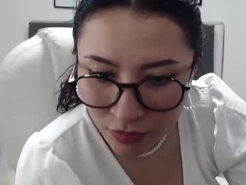 nicolee 8