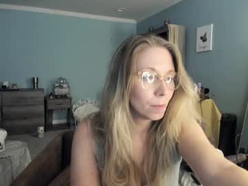nikkib653466